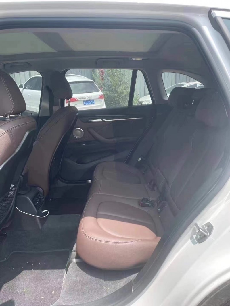 保定20年宝马X14