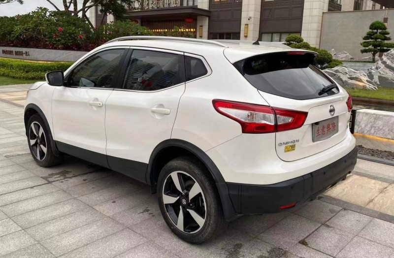 泰安18年日產逍客3