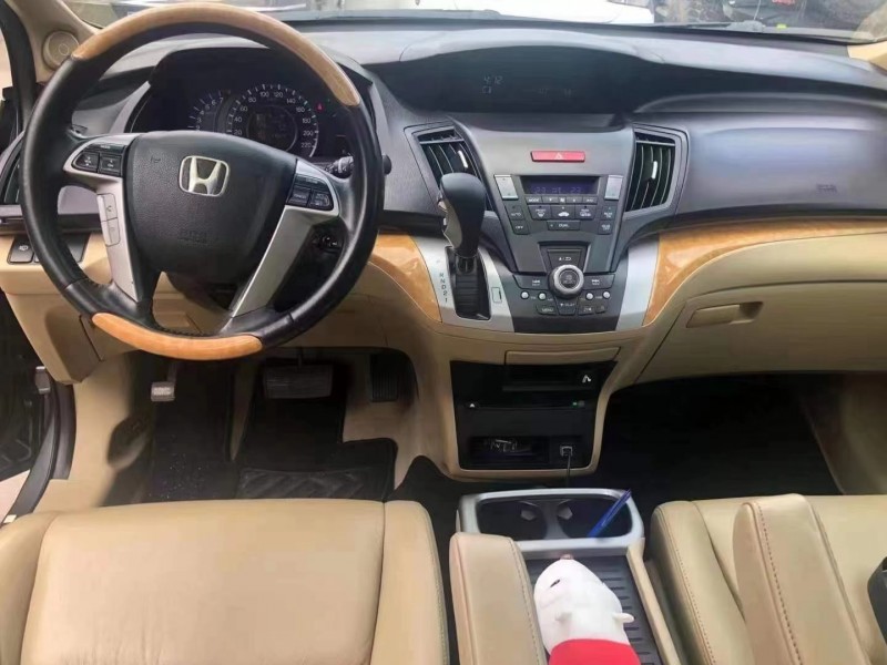 保定09年本田奥德赛6