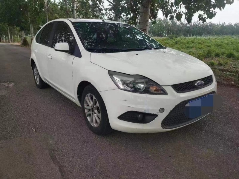 郑州14年福特福克斯7