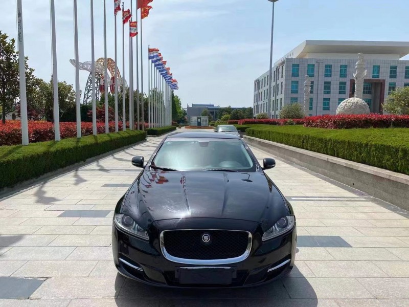 臨沂12年捷豹XJ6