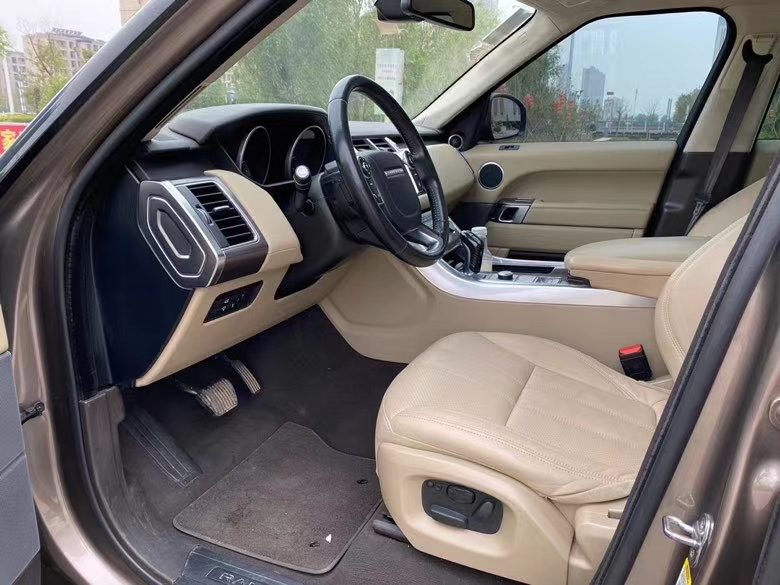 盐城16年路虎揽胜运动7