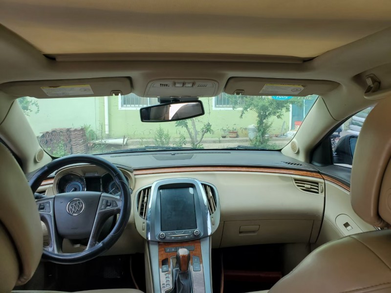 青岛09年别克君越7