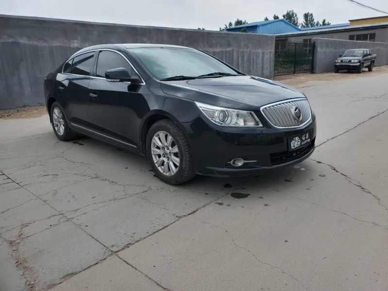 青岛09年别克君越2