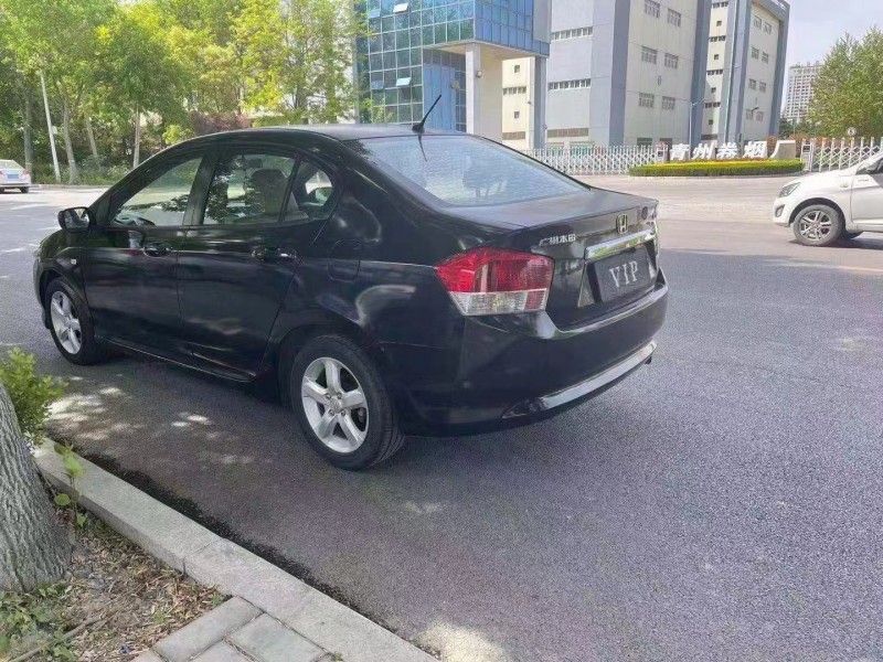 潍坊09年本田锋范5