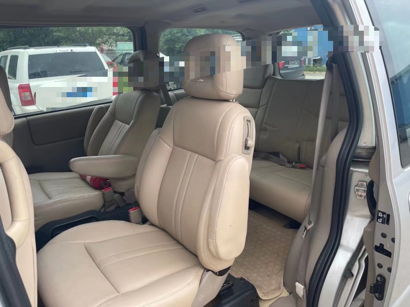 青岛10年别克GL85