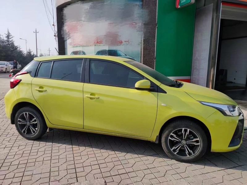 大同17年豐田YARiS L 致炫1