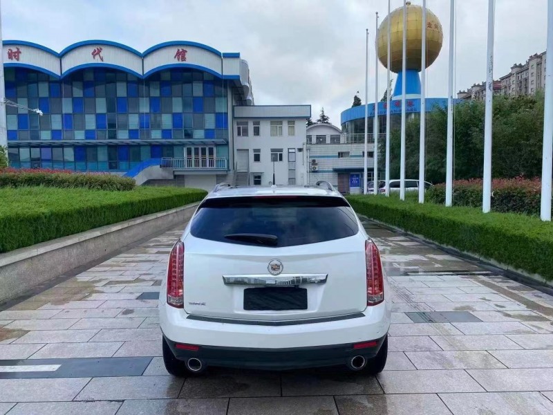 潍坊15年凯迪拉克SRX1