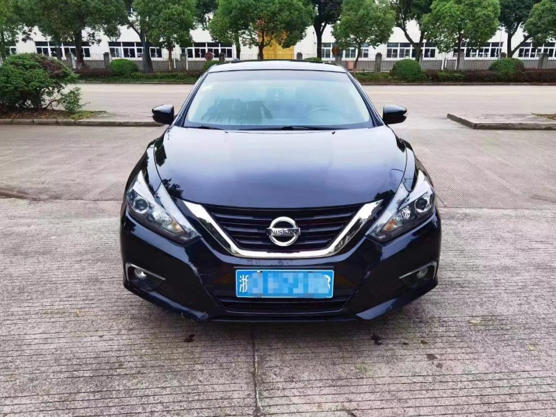 麗水17年日產天籟1
