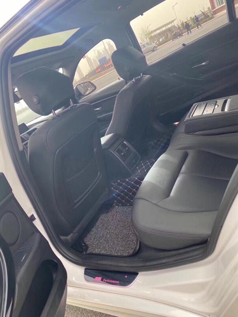 保定17年宝马3系8