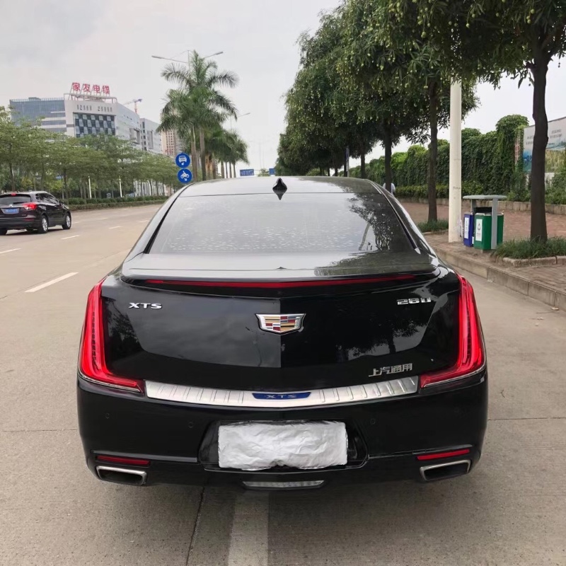 南寧18年凱迪拉克XTS5
