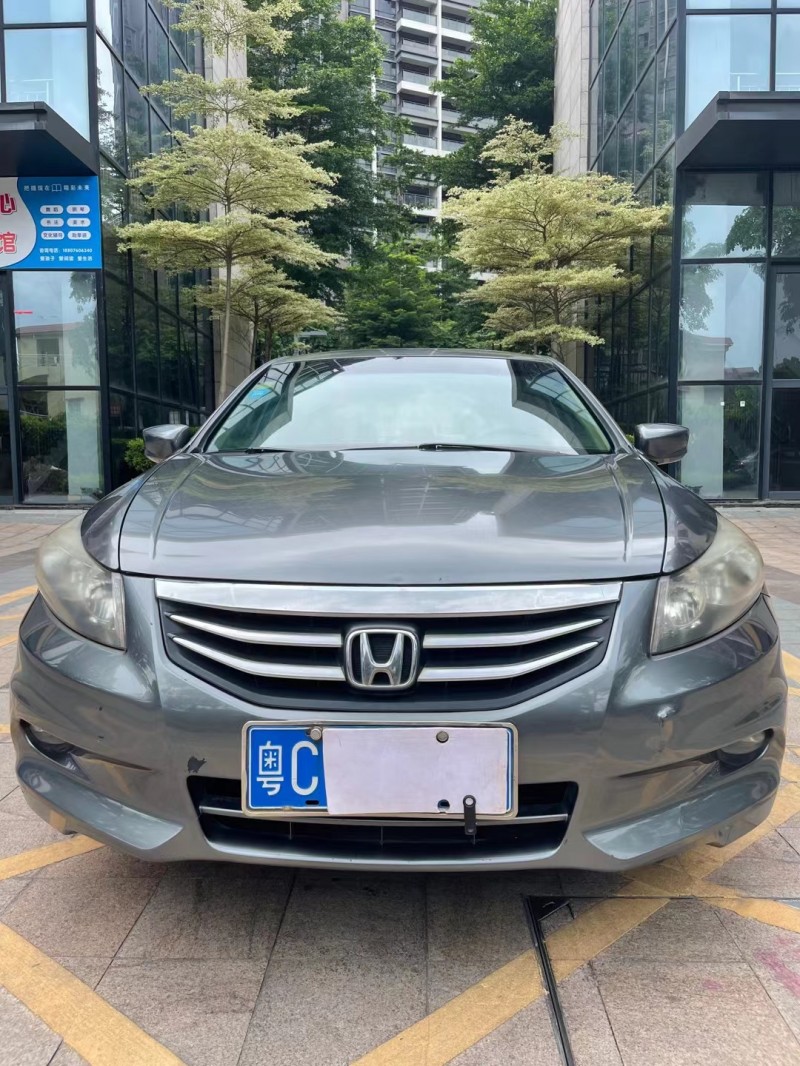 中山11年本田雅阁9