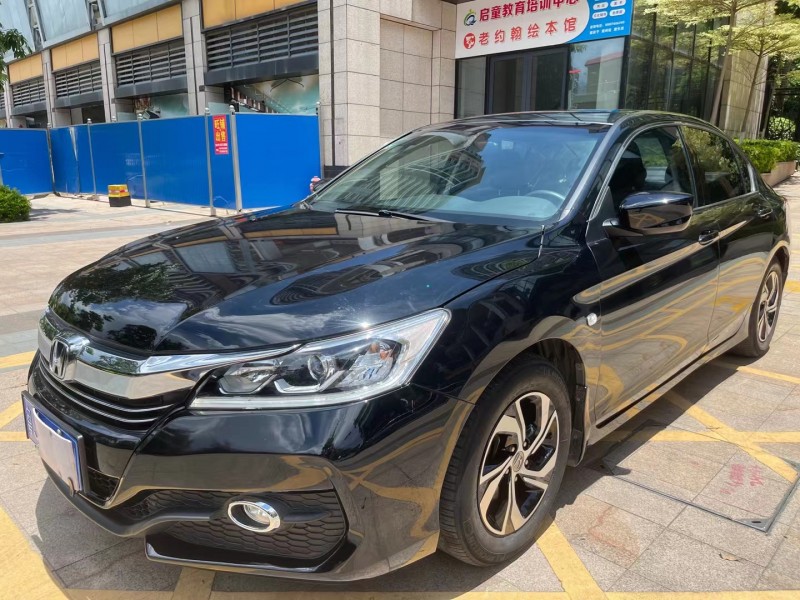 中山17年本田雅阁3