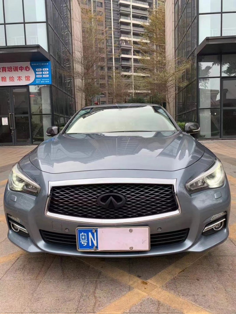 中山17年英菲尼迪Q50L8