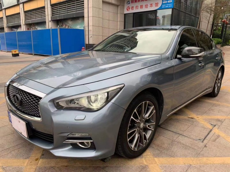 中山17年英菲尼迪Q50L6