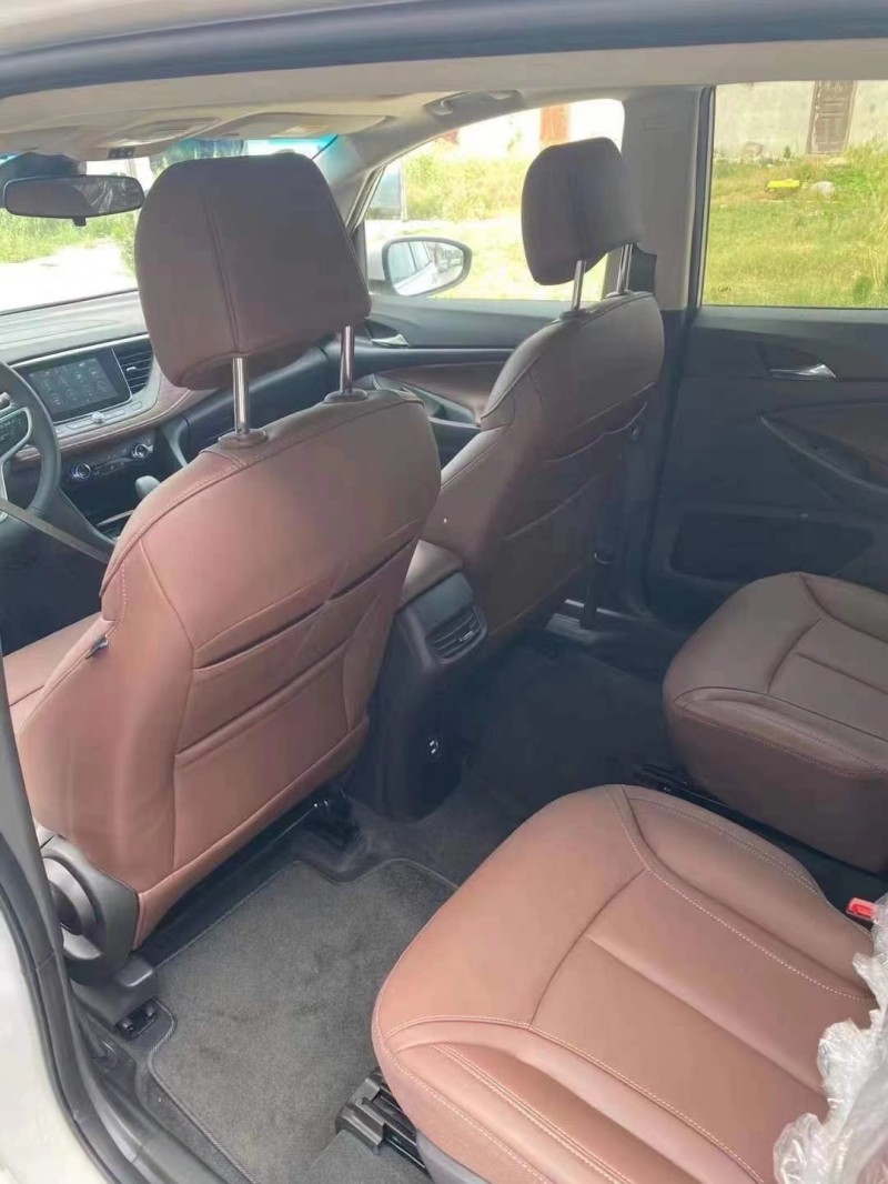 济宁21年别克GL64