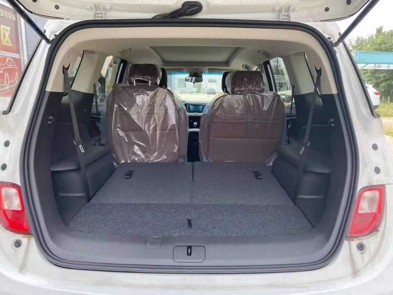 济宁21年别克GL67