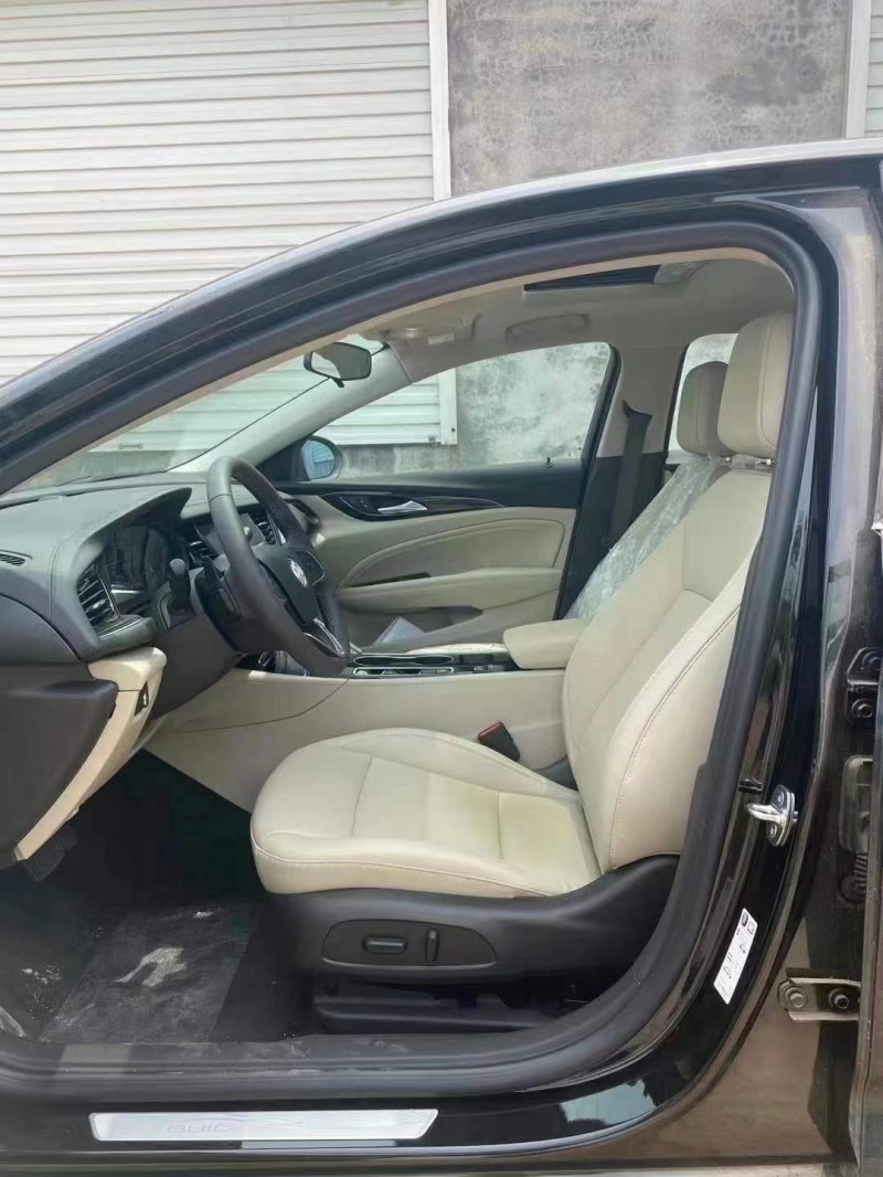 保定21年别克君威2