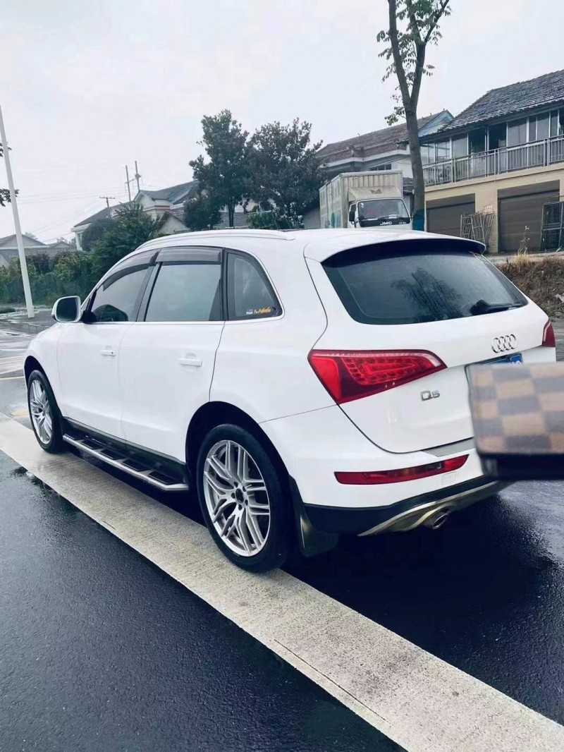 揚州13年奧迪Q58