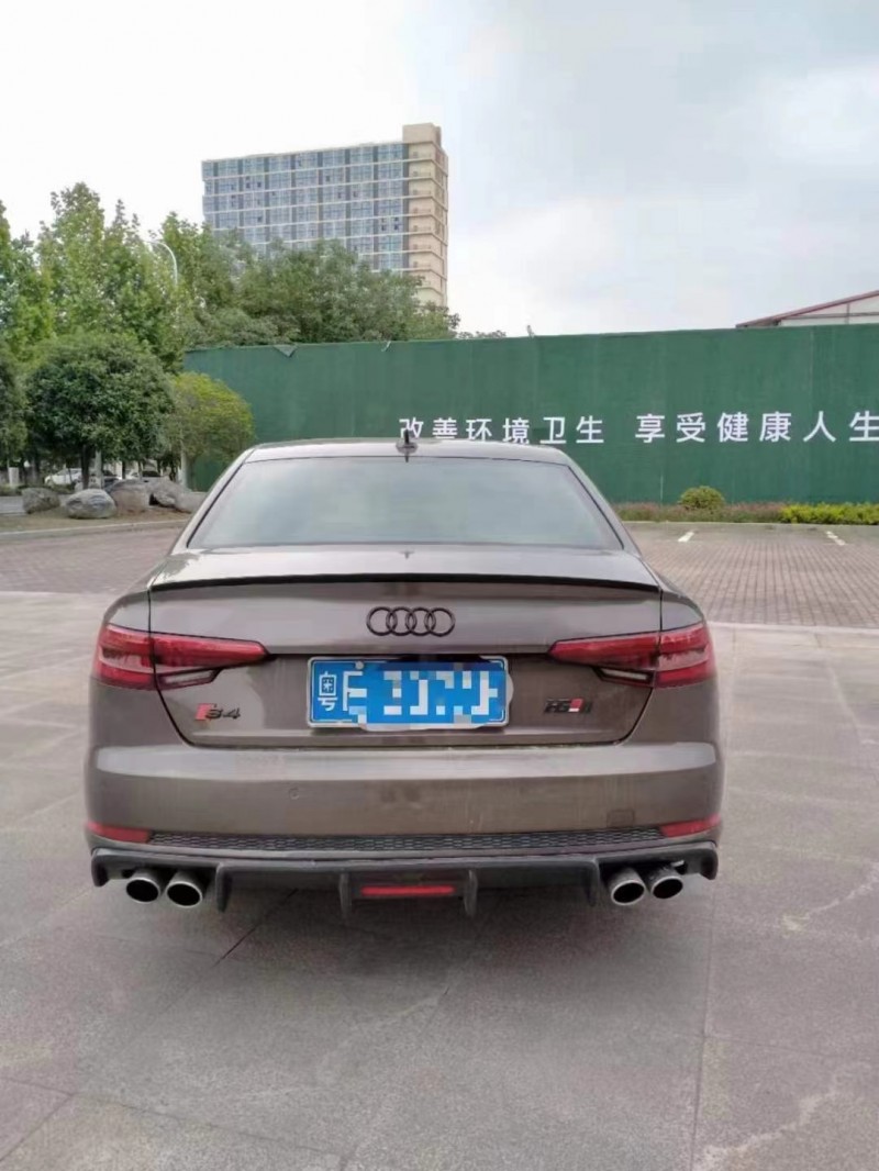 隨州17年奧迪A4L9