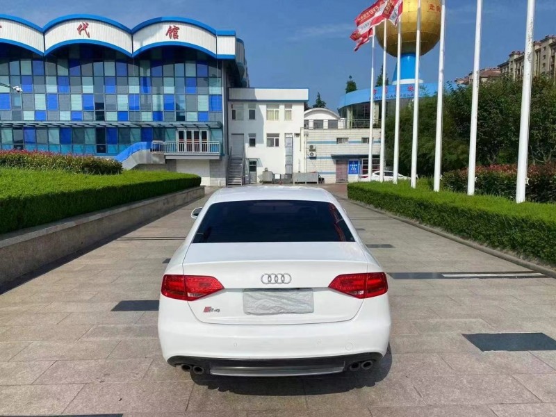 德州12年奧迪A6L9