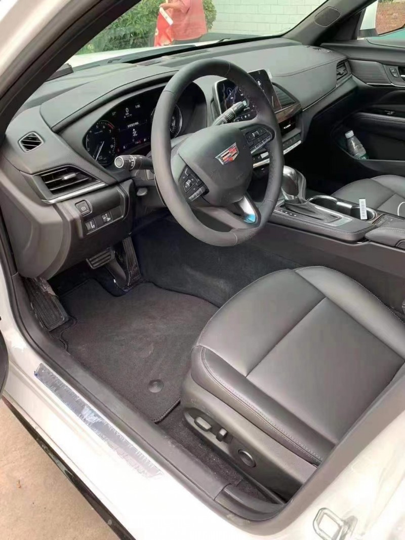 保定21年凯迪拉克CT45