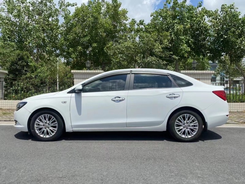 中山16年别克英朗3