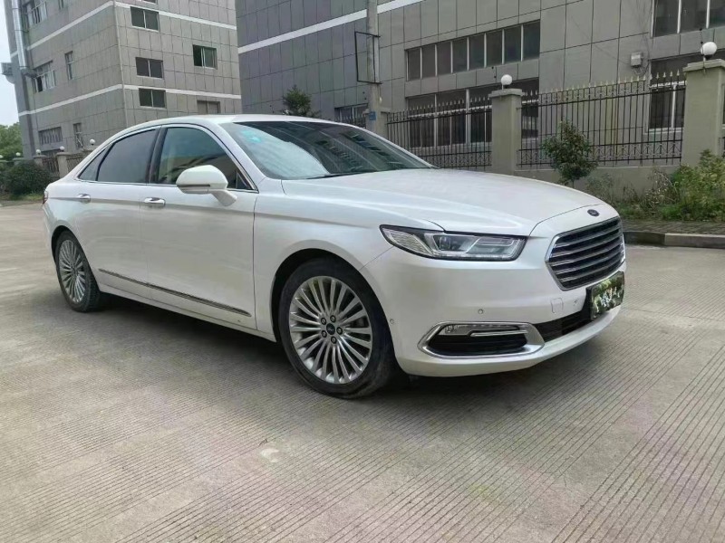 臺州16年福特金牛座2