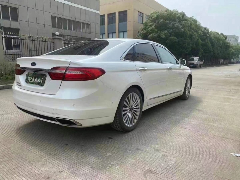 臺州16年福特金牛座7