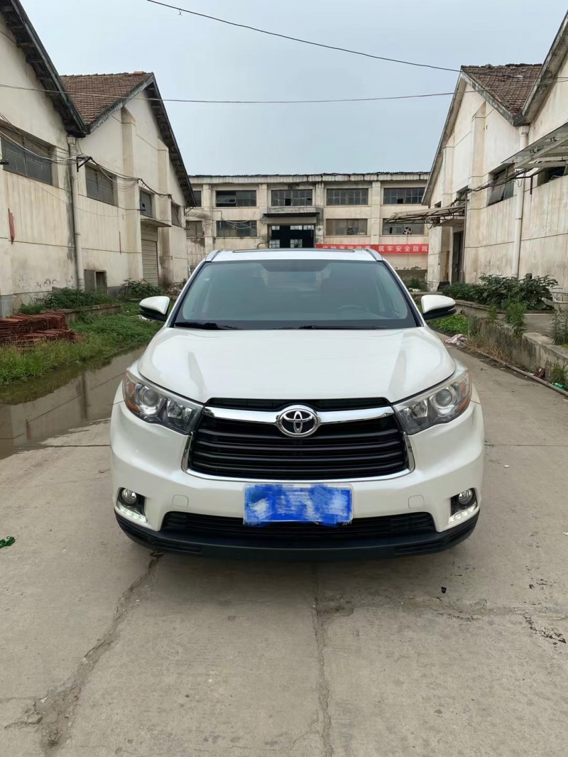 武汉16年丰田汉兰达9