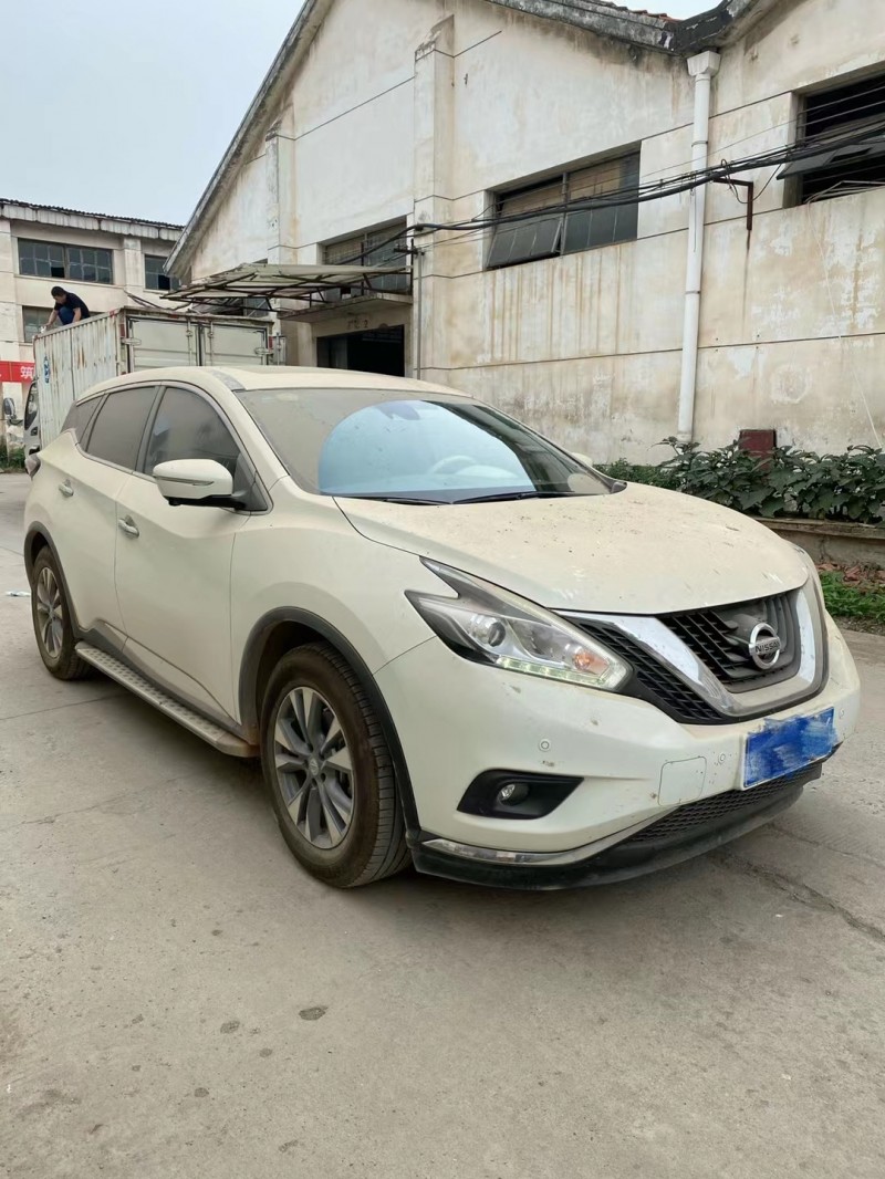 武汉15年日产楼兰2