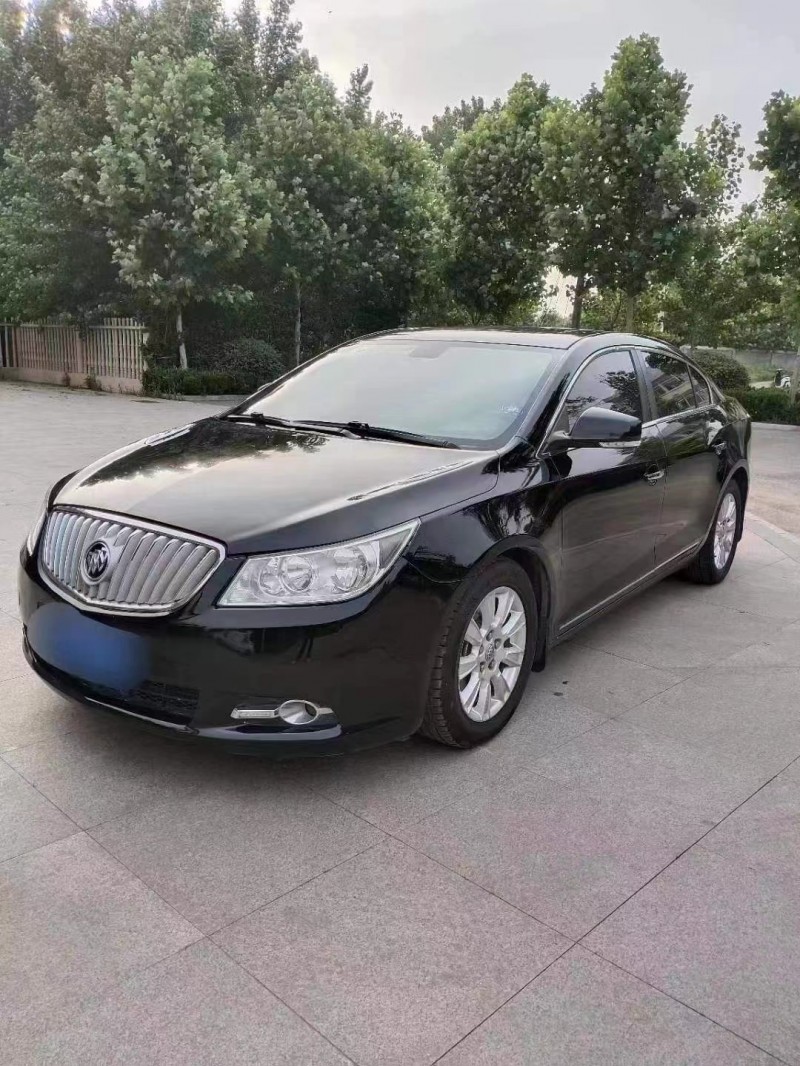 潍坊13年别克君越3