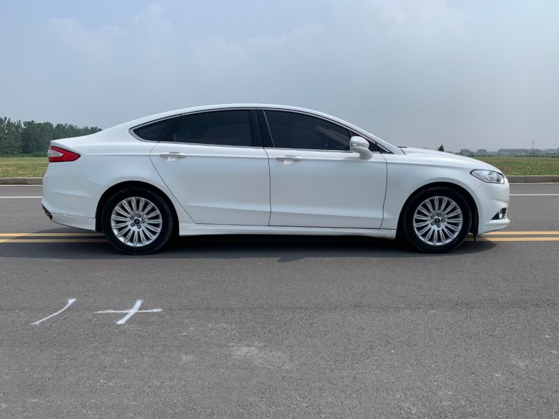 徐州14年福特蒙迪欧8