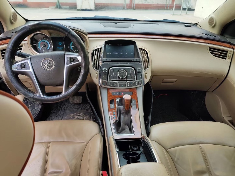 徐州11年别克君越6