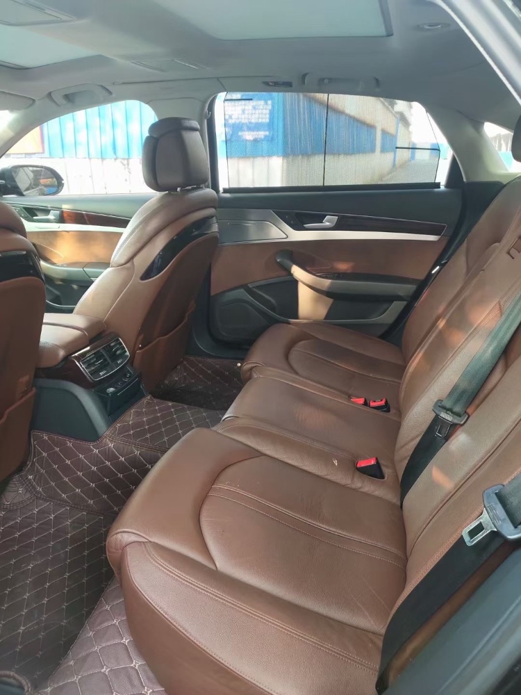 徐州16年奥迪A8L5