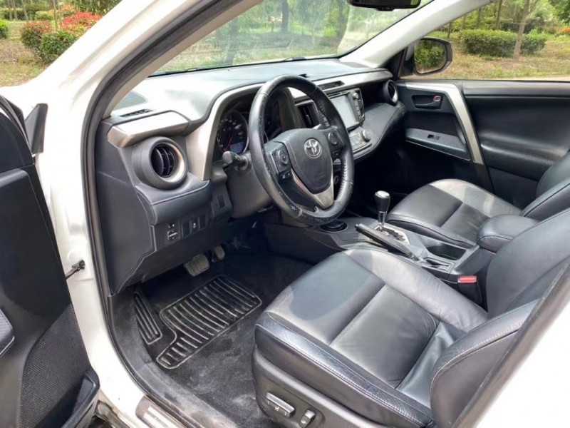 盐城14年丰田RAV4荣放8