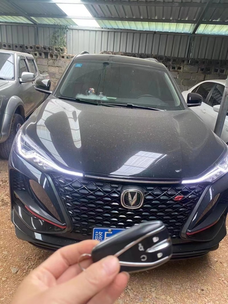 昆明20年長安汽車CS751