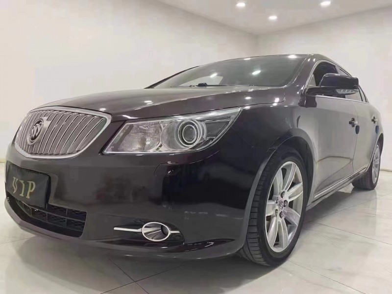 成都11年别克君越1