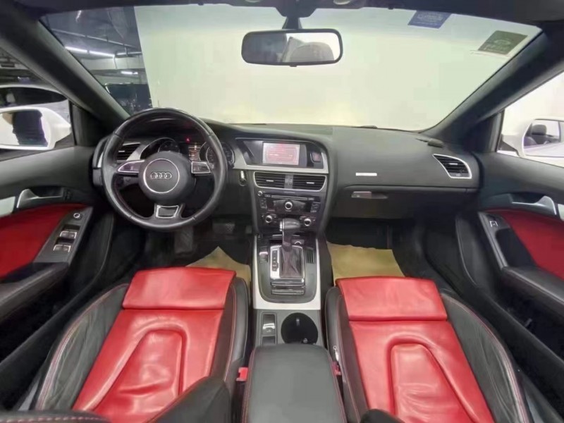 成都13年奥迪A52