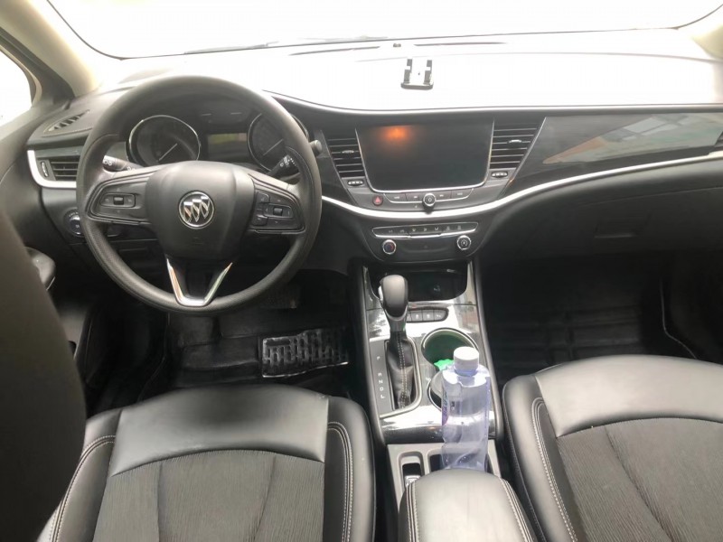 潍坊20年别克威朗5