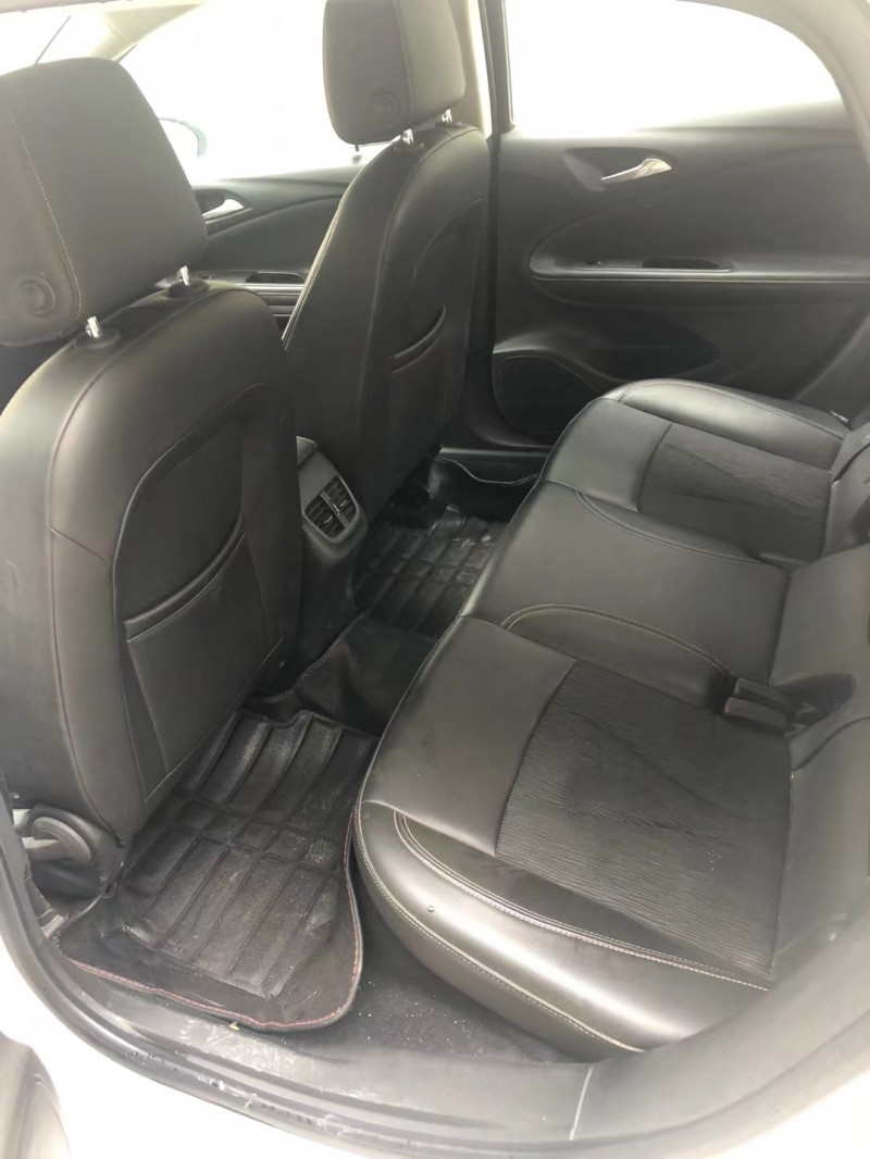 潍坊20年别克威朗6