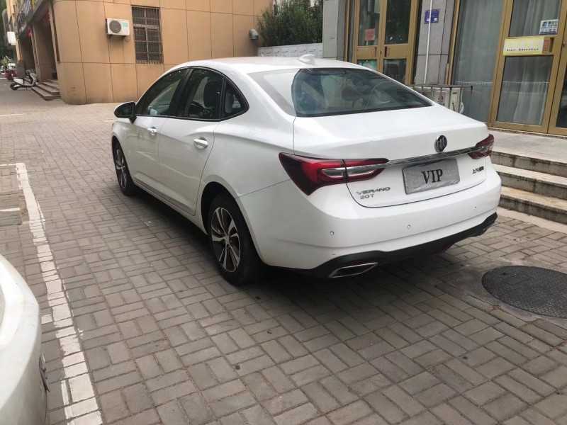 潍坊20年别克威朗8