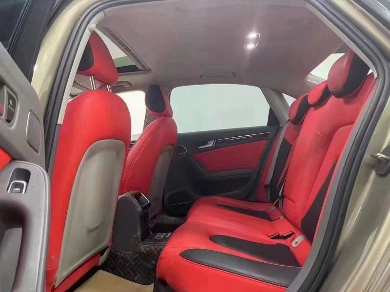 成都15年奥迪A4L5