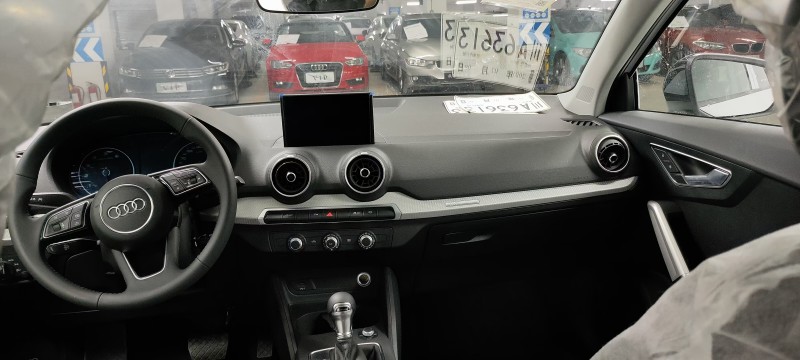 成都21年奥迪Q26