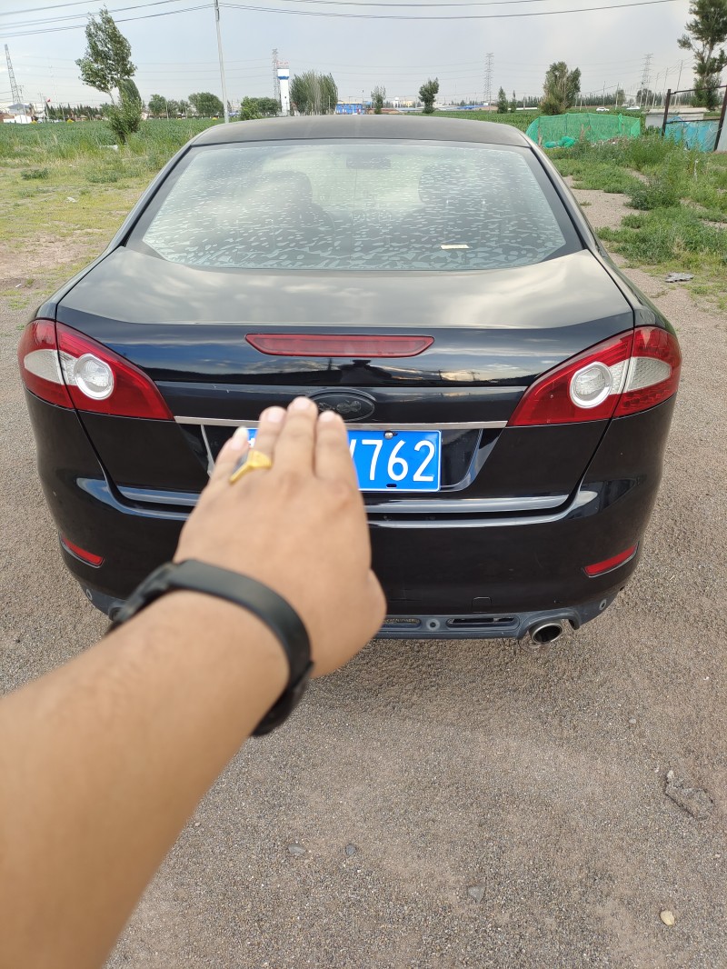 大同10年福特蒙迪歐1
