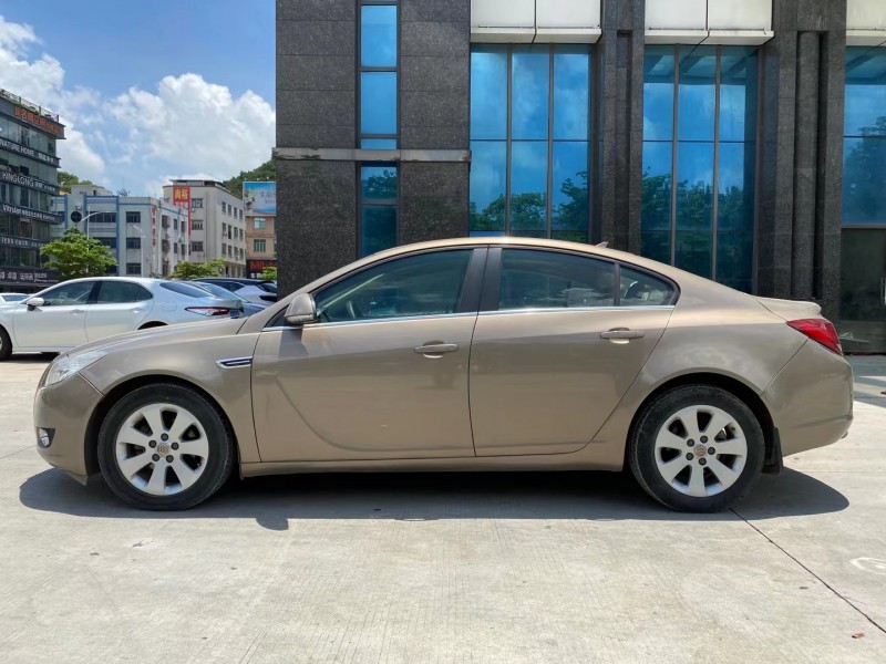 东莞12年别克君威6