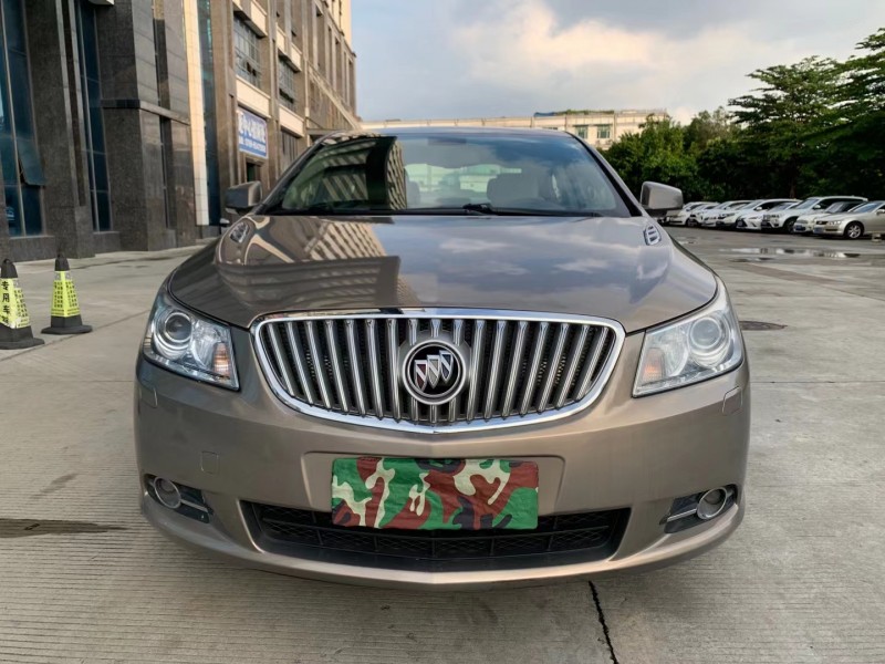 东莞13年别克君越1