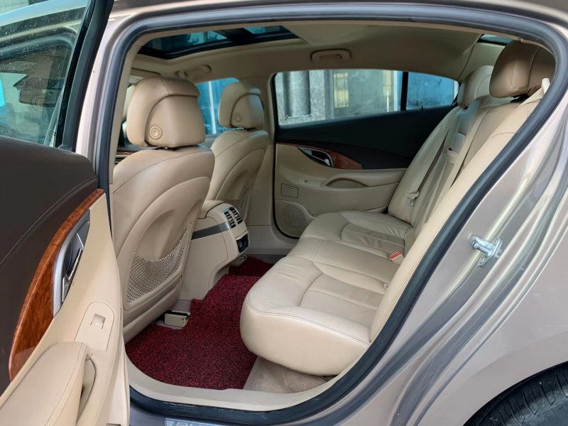 东莞13年别克君越7