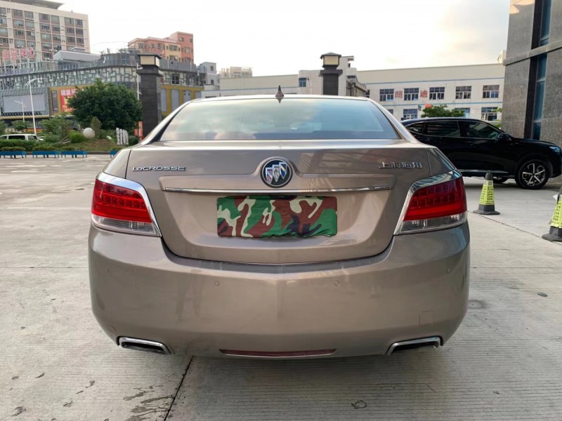 东莞13年别克君越9