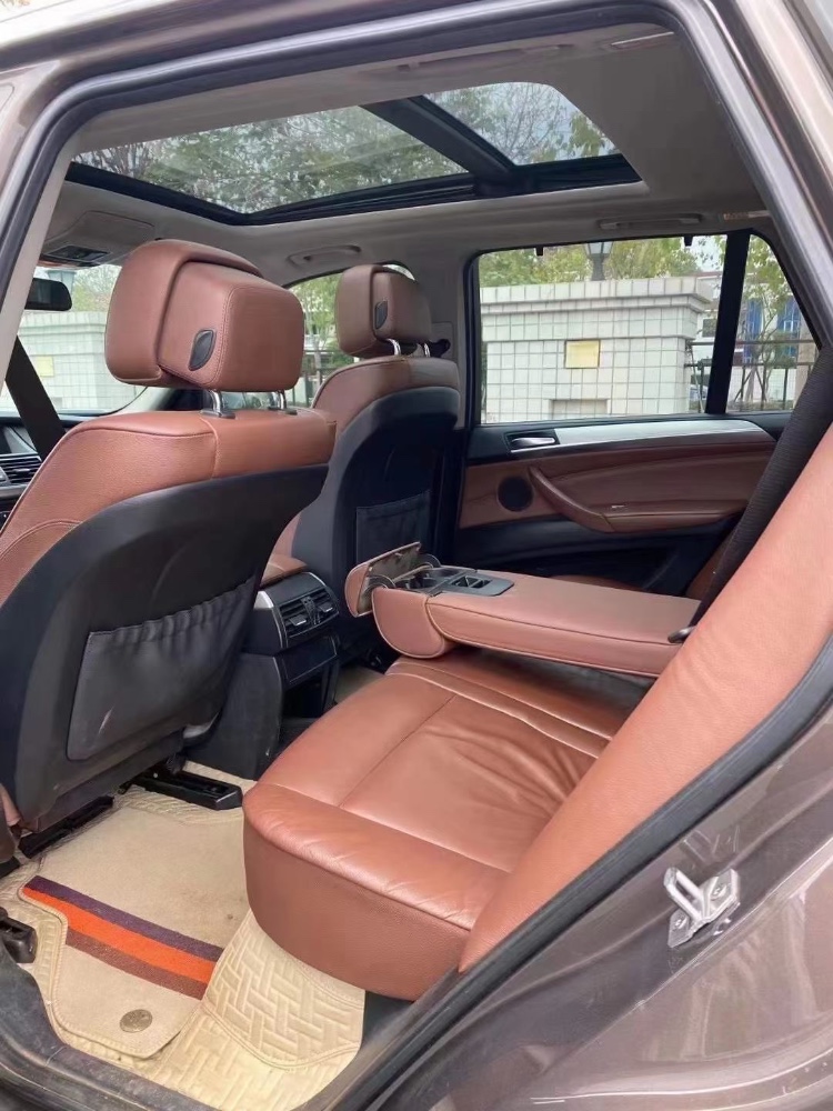 中山12年宝马X55